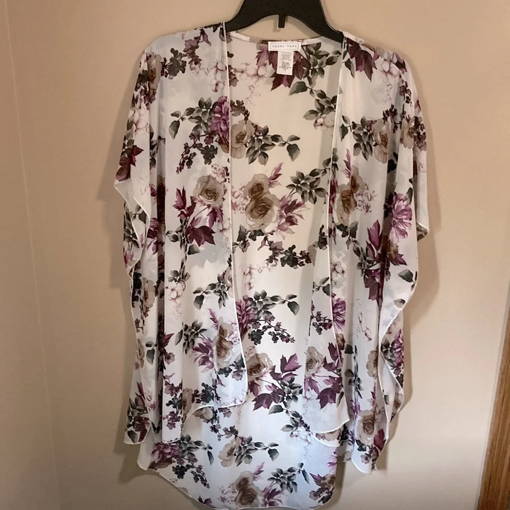 Emory Park Kimono - Picture 2 of 2
